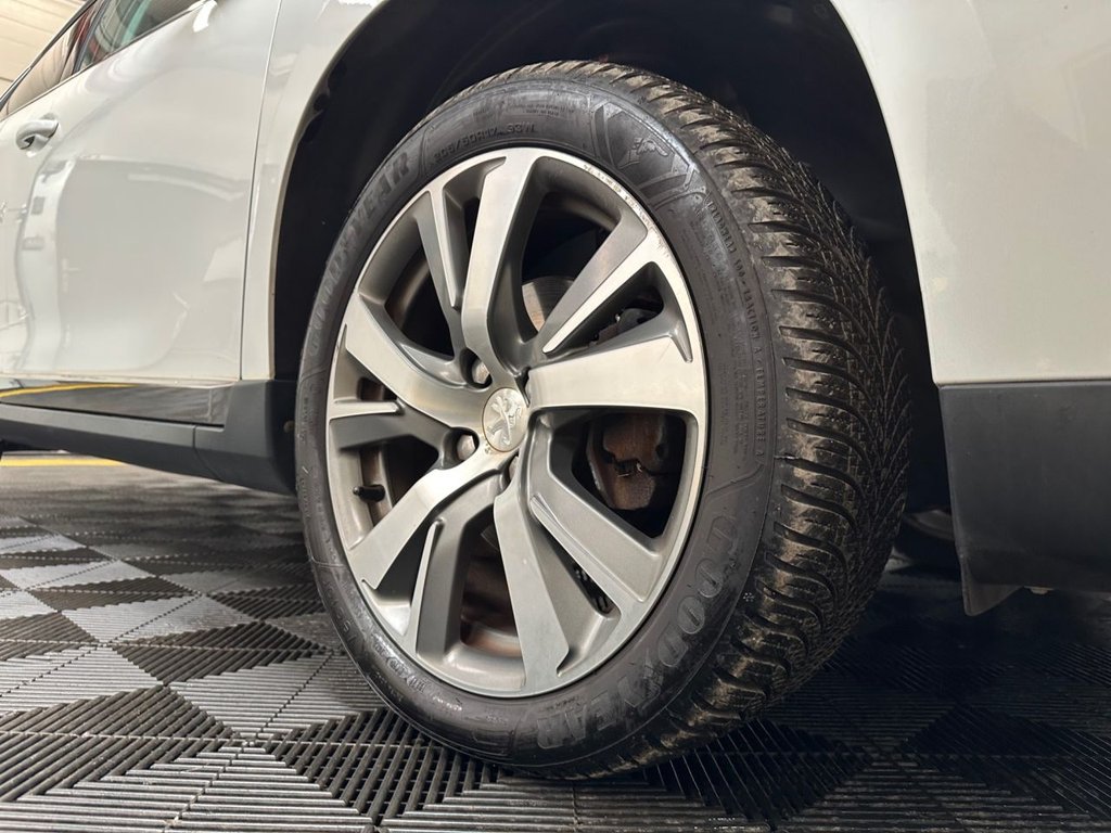 Used Peugeot 2008 2014 for sale - 76797644: Photo 11