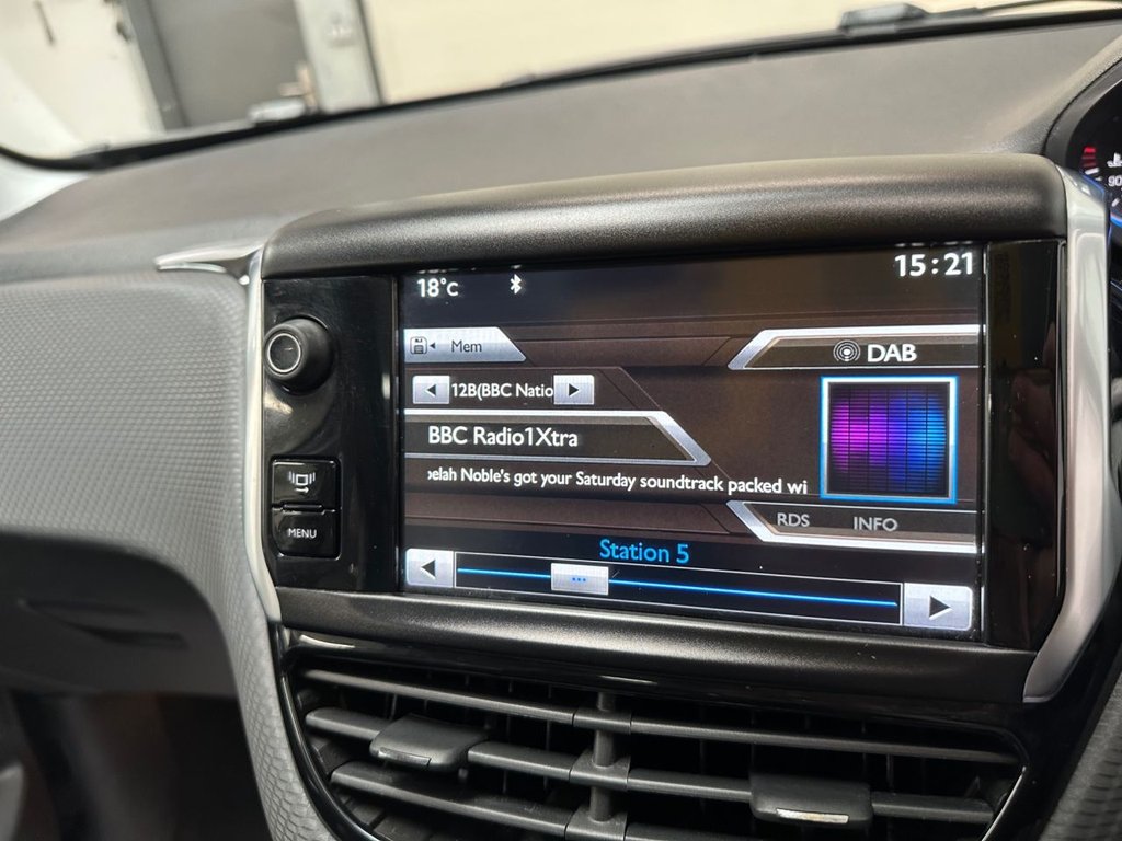 Used Peugeot 2008 2014 for sale - 76797644: Photo 31