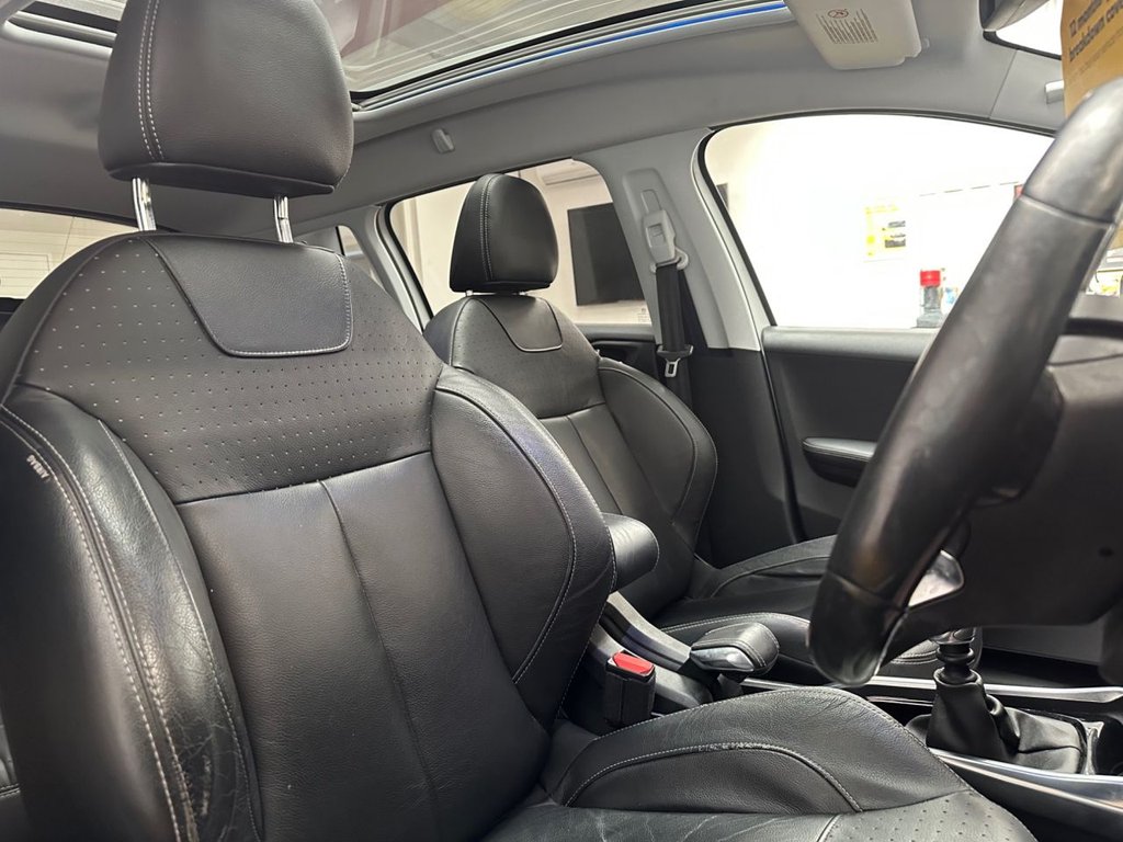 Used Peugeot 2008 2014 for sale - 76797644: Photo 34