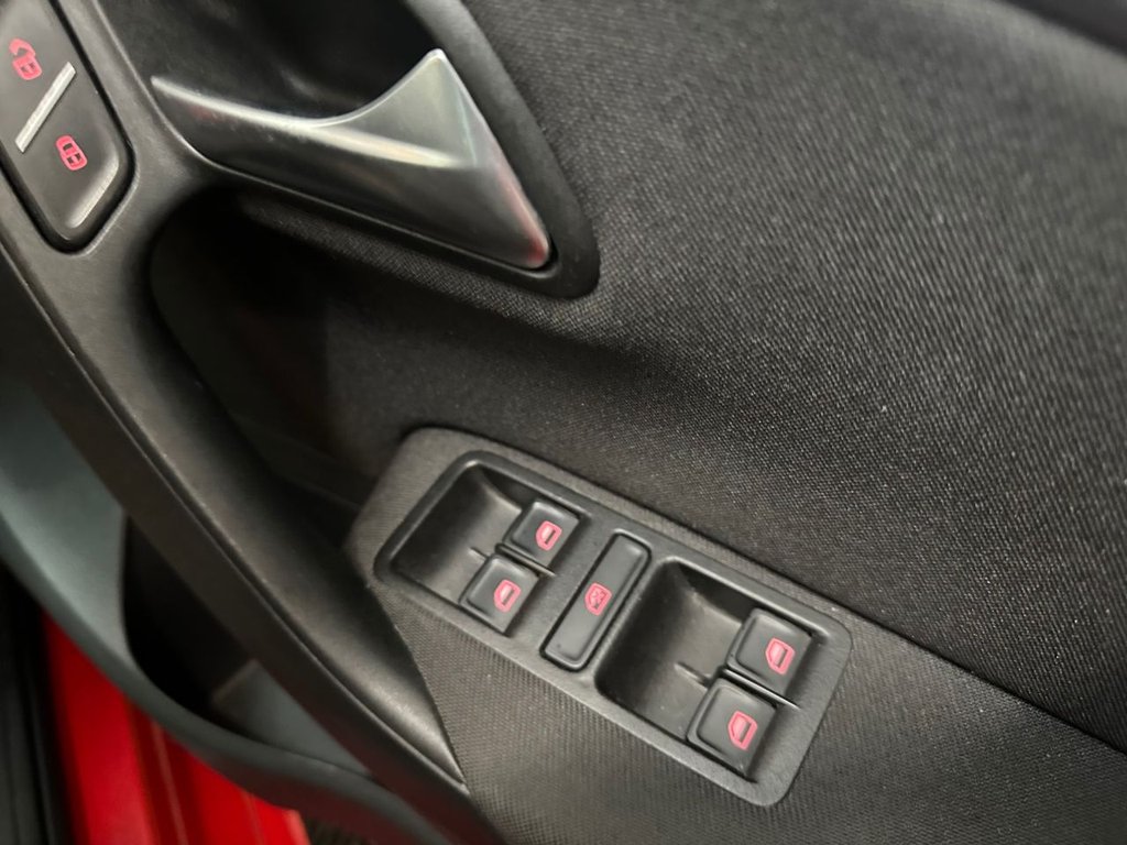 Used Volkswagen Polo 2014 for sale - 76797724: Photo 25