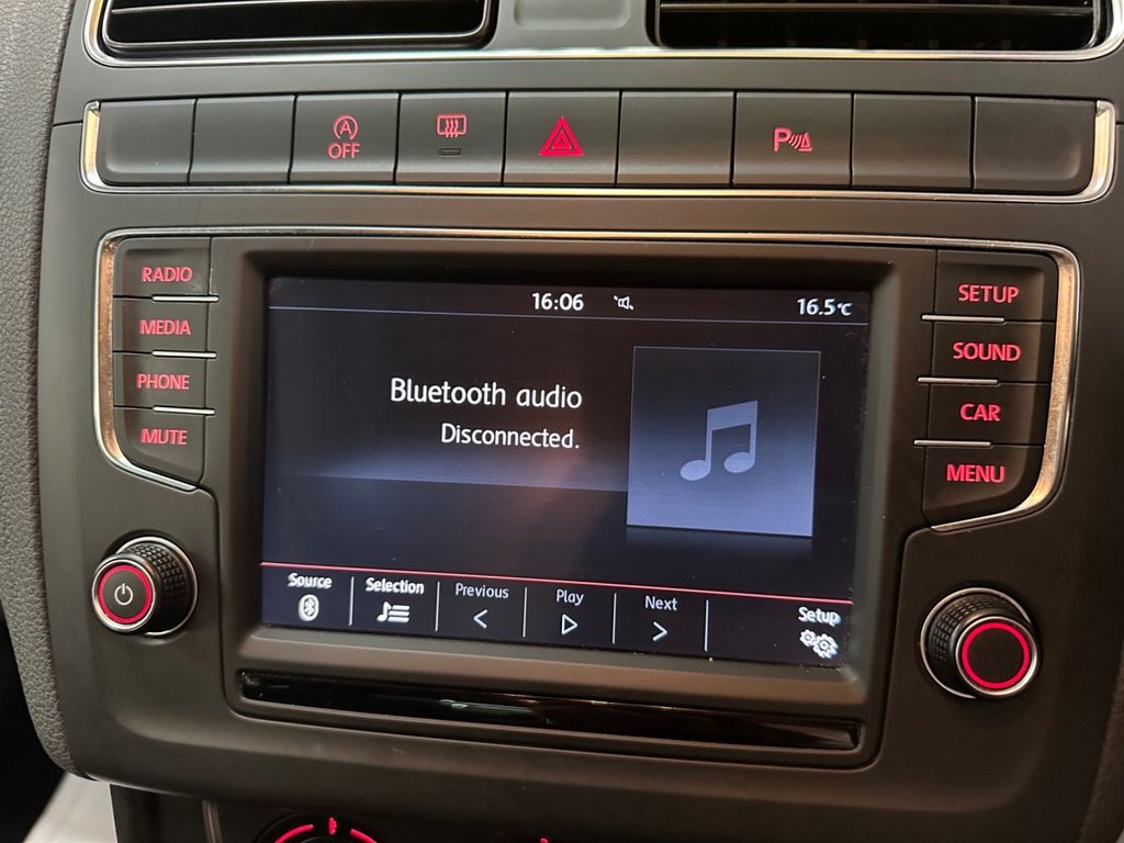 Used Volkswagen Polo 2014 for sale - 76797724: Photo 29