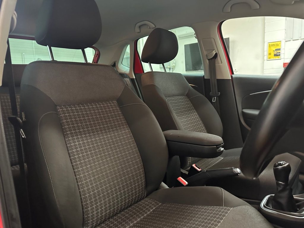 Used Volkswagen Polo 2014 for sale - 76797724: Photo 35