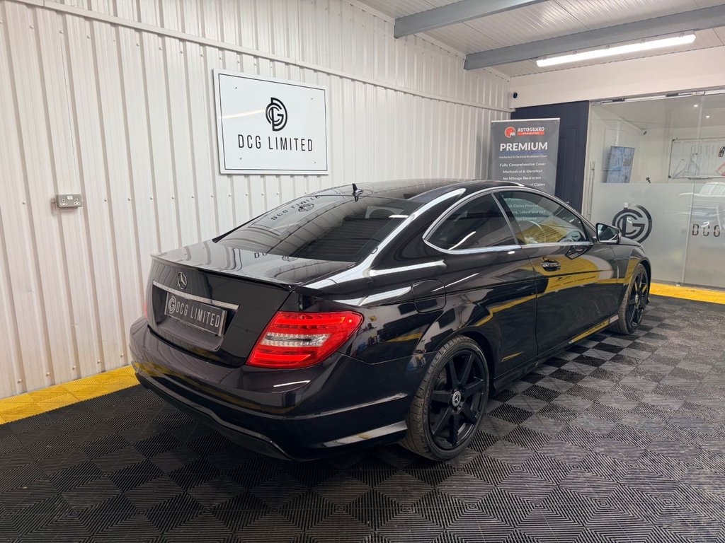 Used Mercedes-Benz C Class 2015 for sale - 77708804: Photo 8