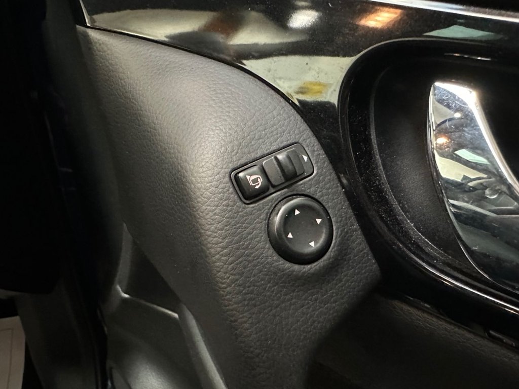 Used Nissan Qashqai 2015 for sale - 76797670: Photo 25