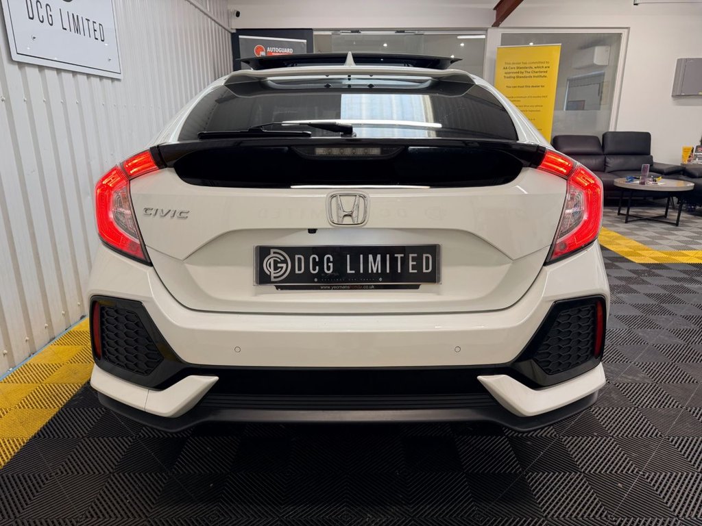 Used Honda Civic 2019 for sale - 78056582: Photo 9