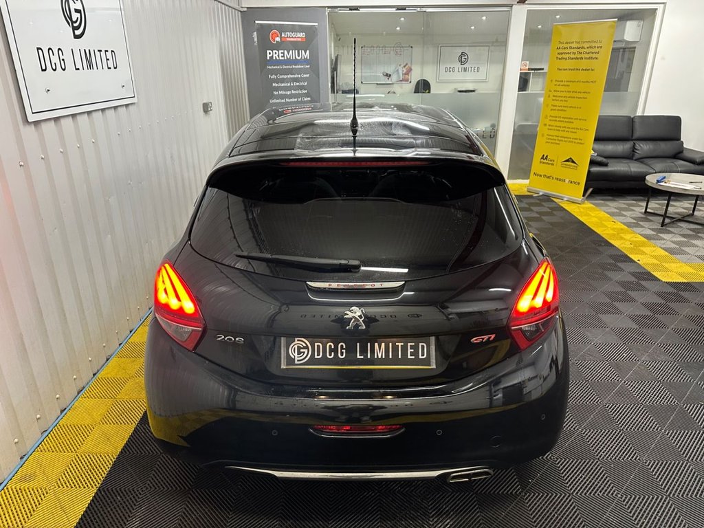 Used Peugeot 208 2017 for sale - 76867673: Photo 10