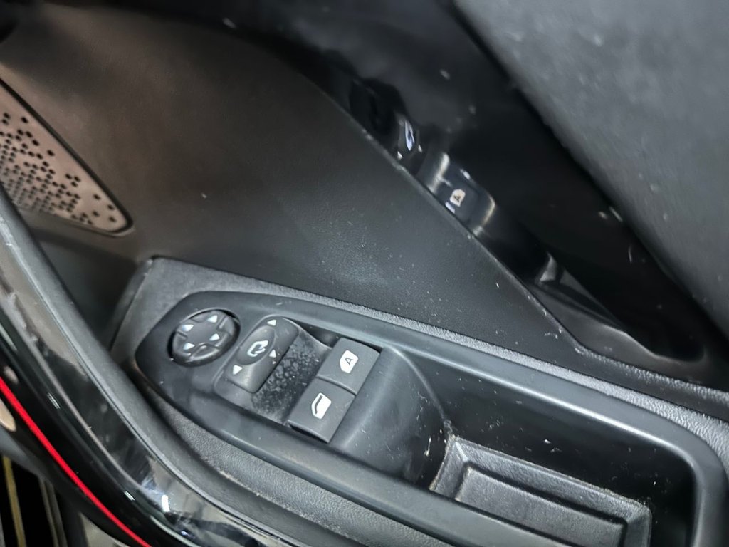 Used Peugeot 208 2017 for sale - 76867673: Photo 26