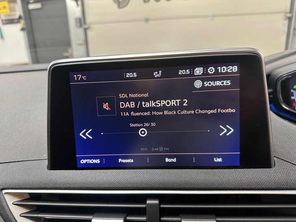 Used Peugeot 3008 2017 for sale - 76797590: Photo 30