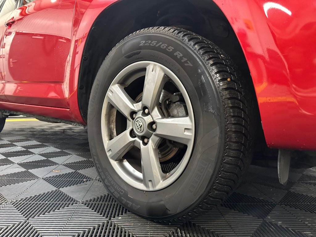 Used Toyota RAV4 2012 for sale - 76923280: Photo 11