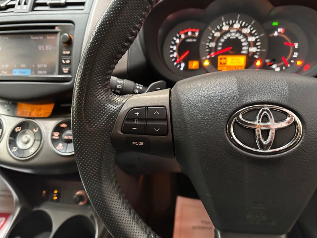 Used Toyota RAV4 2012 for sale - 76923280: Photo 24