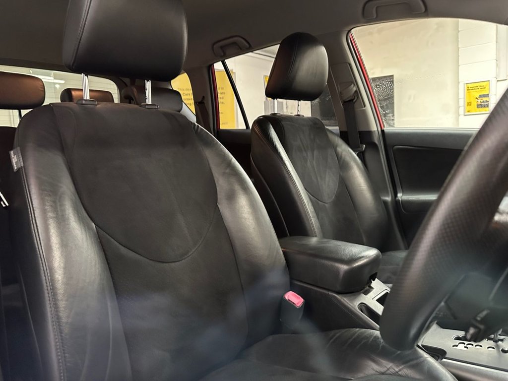 Used Toyota RAV4 2012 for sale - 76923280: Photo 38