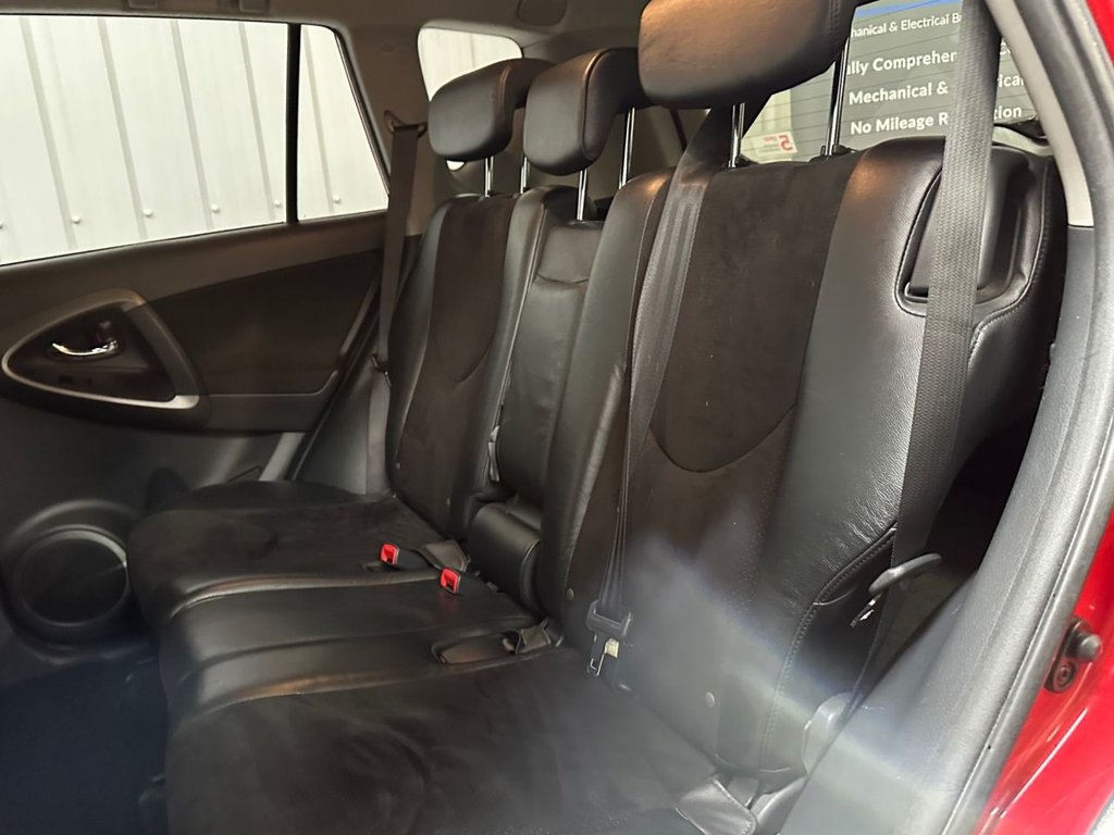 Used Toyota RAV4 2012 for sale - 76923280: Photo 40