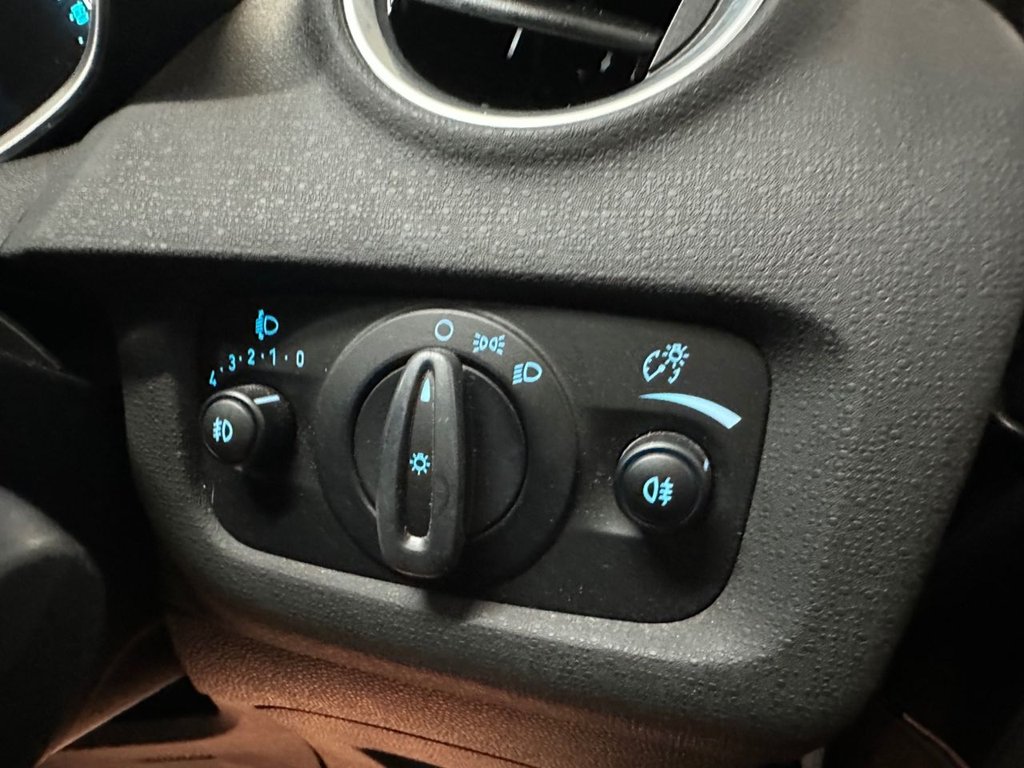 Used Ford Fiesta 2014 for sale - 76797514: Photo 24