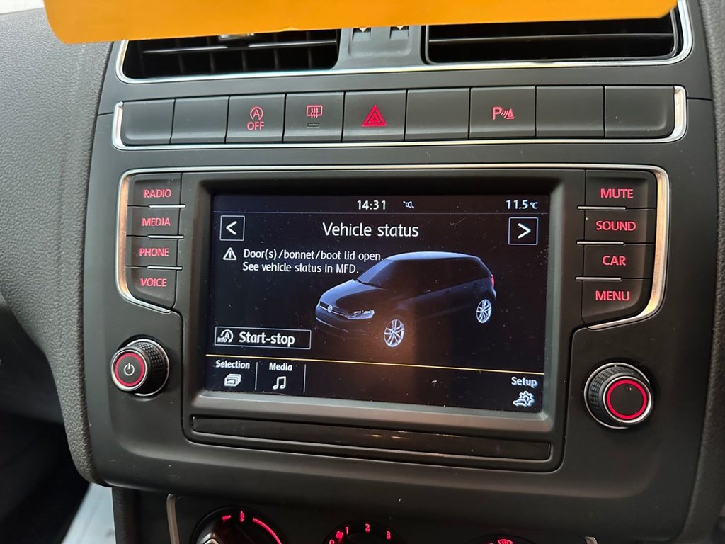 Used Volkswagen Polo 2016 for sale - 76797811: Photo 32