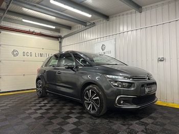 Used Citroen C4 Picasso 2017 for sale - 76797666: Photo