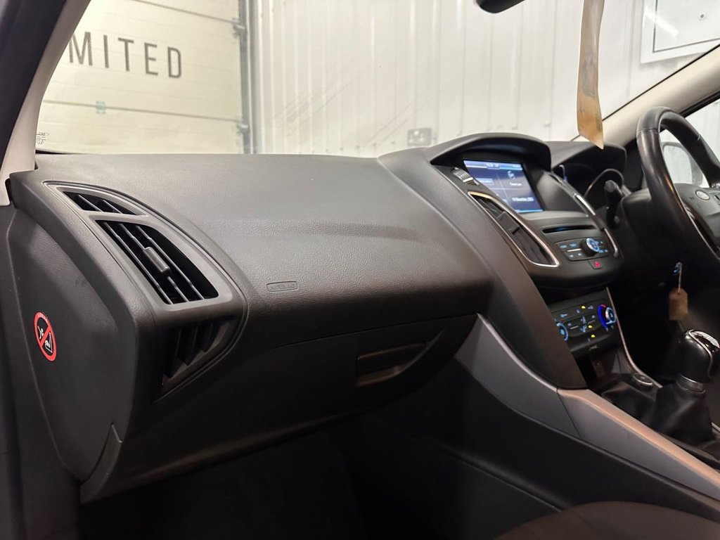 Used Ford Focus 2015 for sale - 76797799: Photo 38