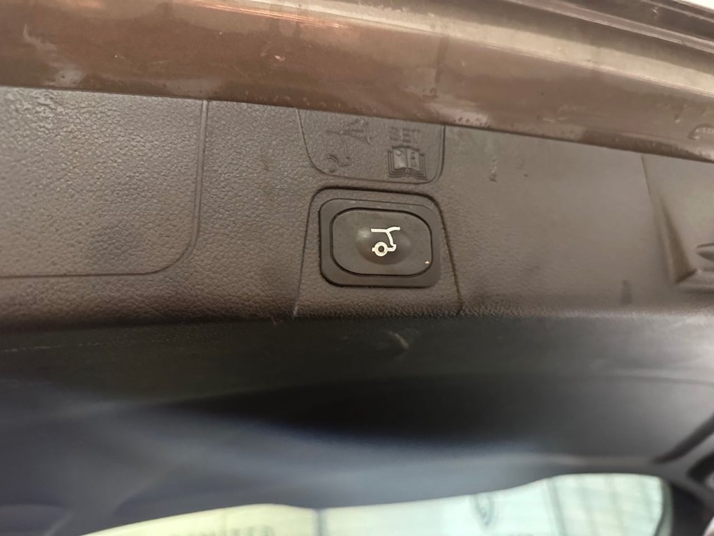 Used Ford C-Max 2017 for sale - 76797770: Photo 42