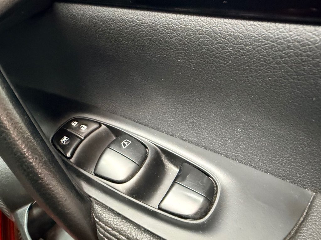 Used Nissan Qashqai 2015 for sale - 77708739: Photo 24