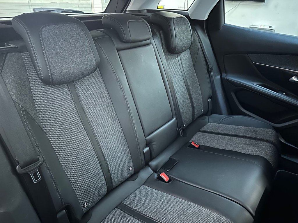 Used Peugeot 3008 2018 for sale - 76797668: Photo 39