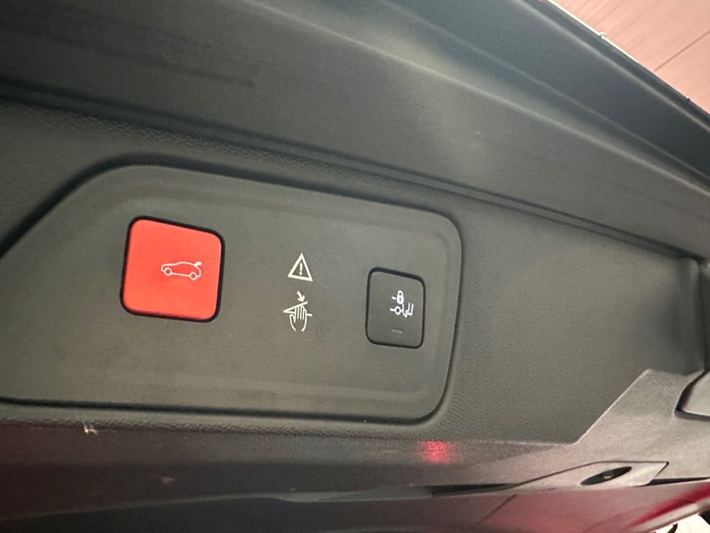 Used Peugeot 3008 2018 for sale - 76797668: Photo 41