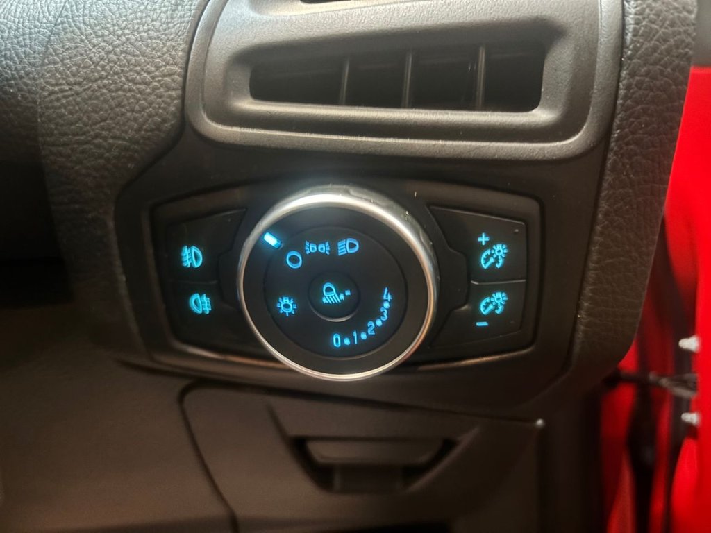 Used Ford Focus 2015 for sale - 77708930: Photo 26