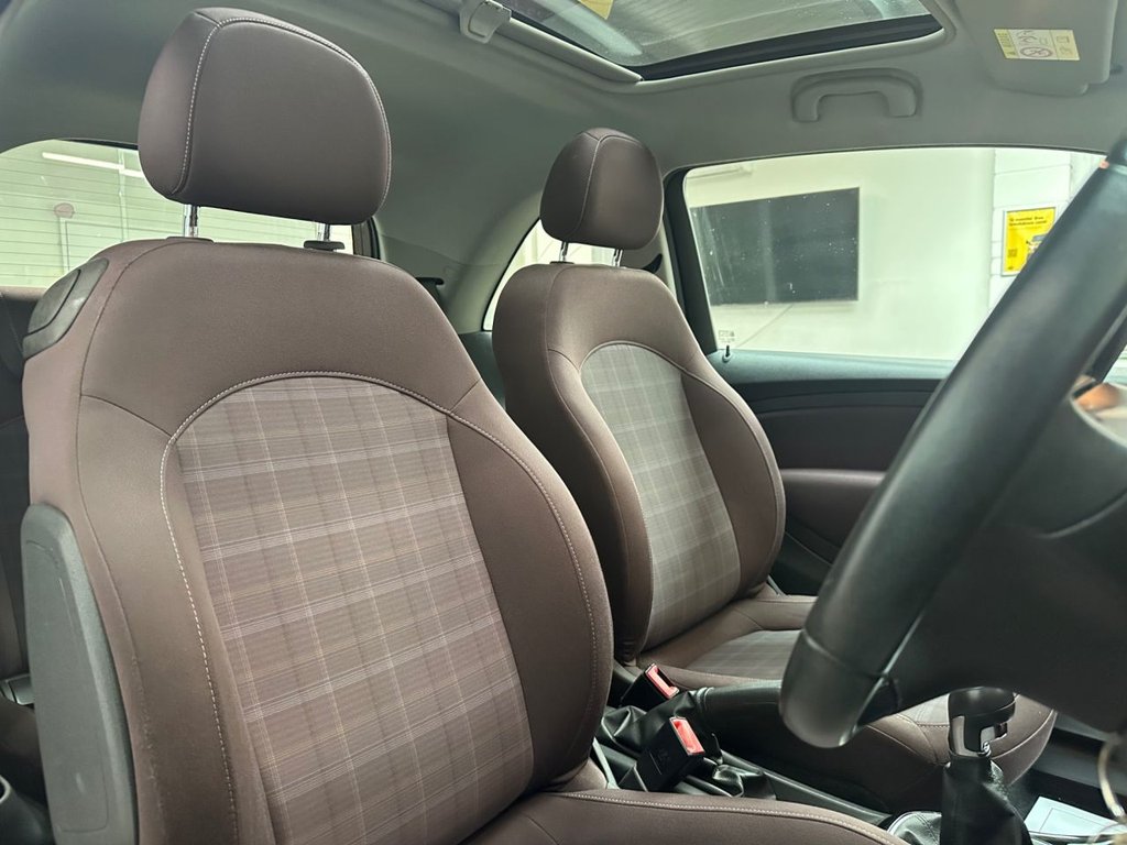 Used Vauxhall ADAM 2014 for sale - 76797541: Photo 30