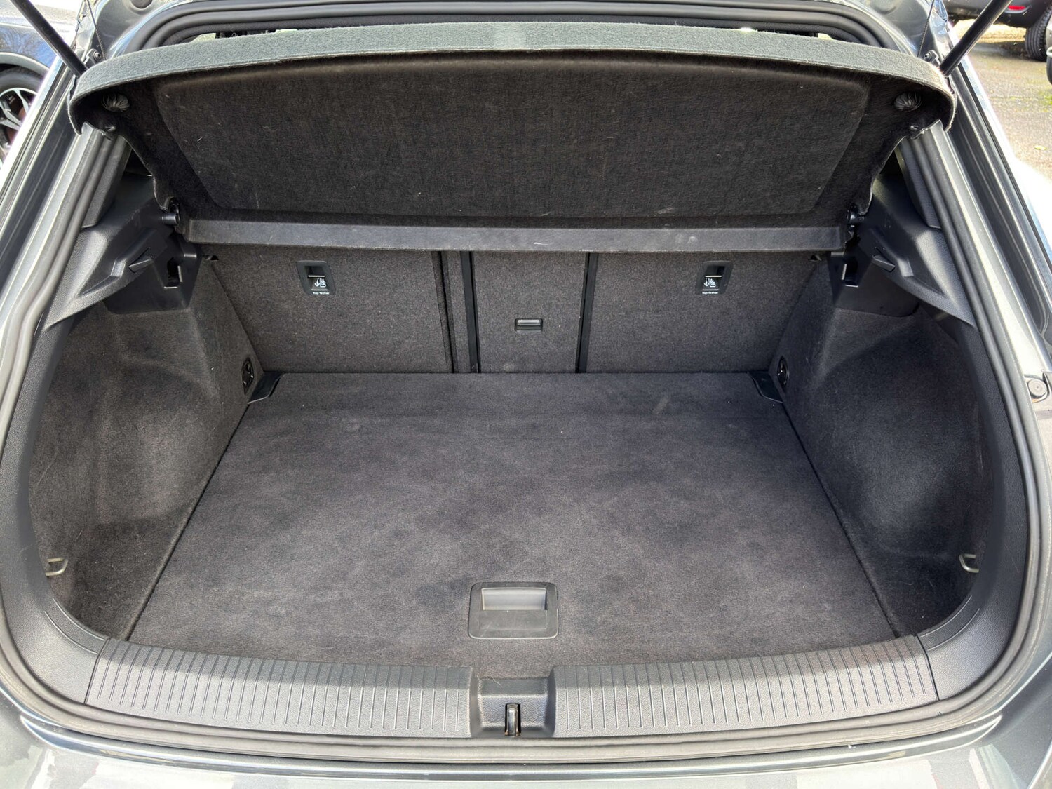 Used Volkswagen T-Roc 2019 for sale - 76509316: Photo 17