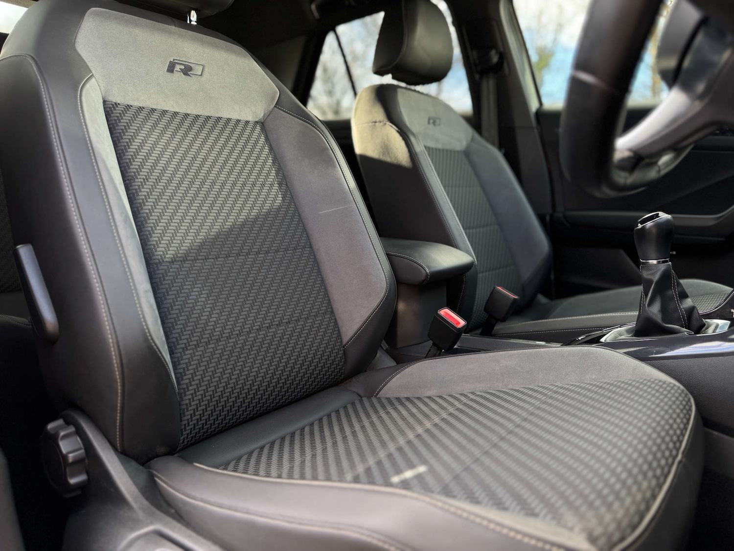 Used Volkswagen T-Roc 2019 for sale - 76509316: Photo 25