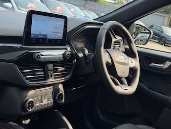 Used Ford Kuga 2023 for sale - 79276797: Photo