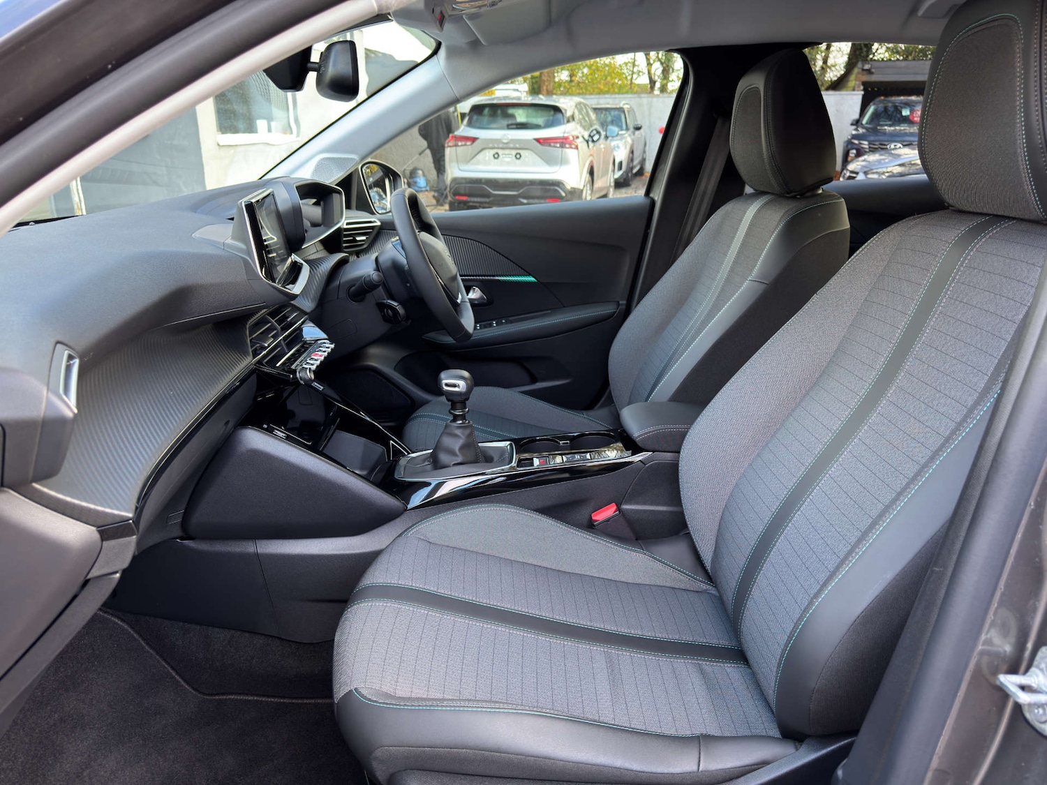 Used Peugeot 208 2023 for sale - 76536190: Photo 13