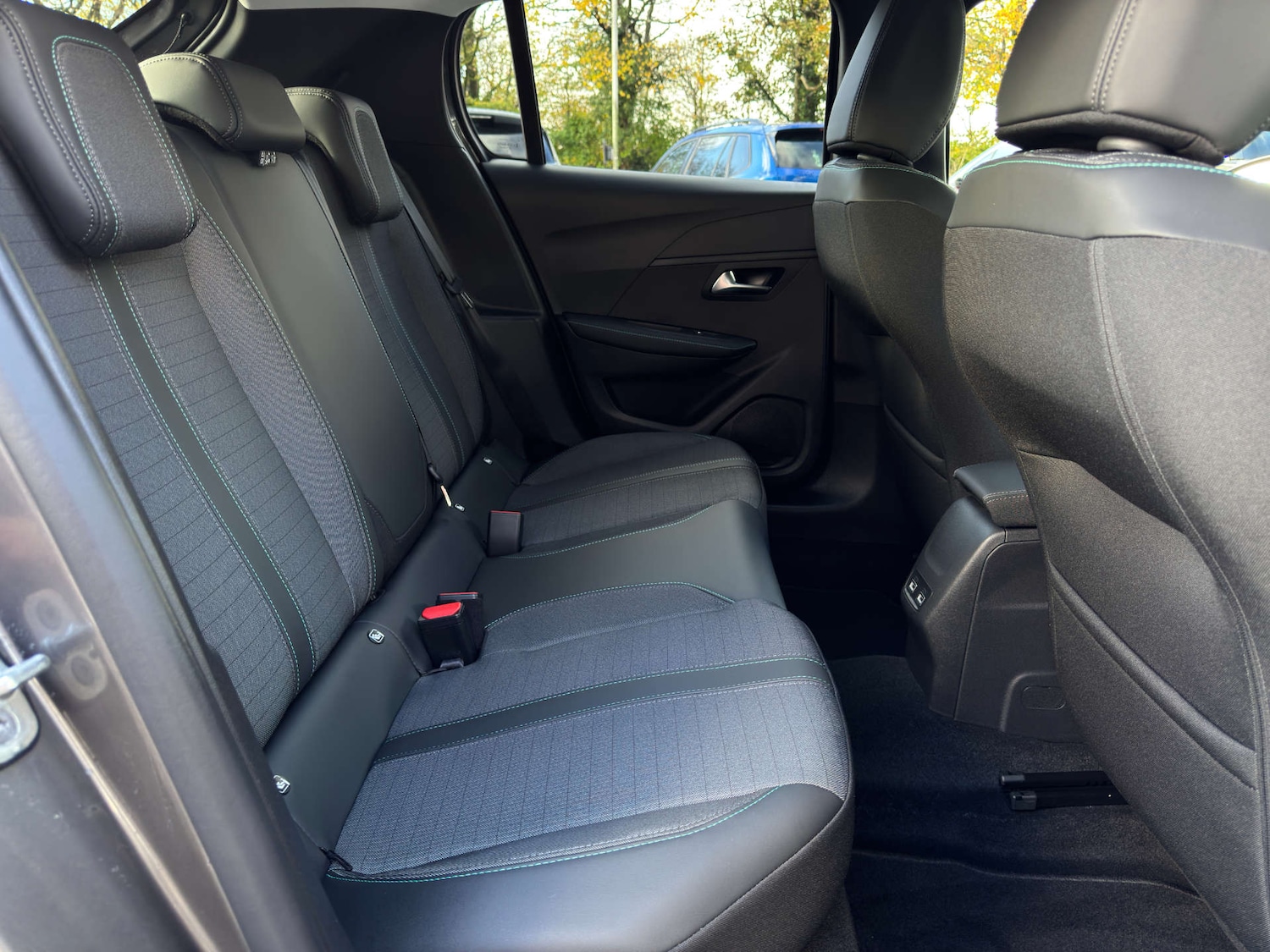 Used Peugeot 208 2023 for sale - 76536190: Photo 15