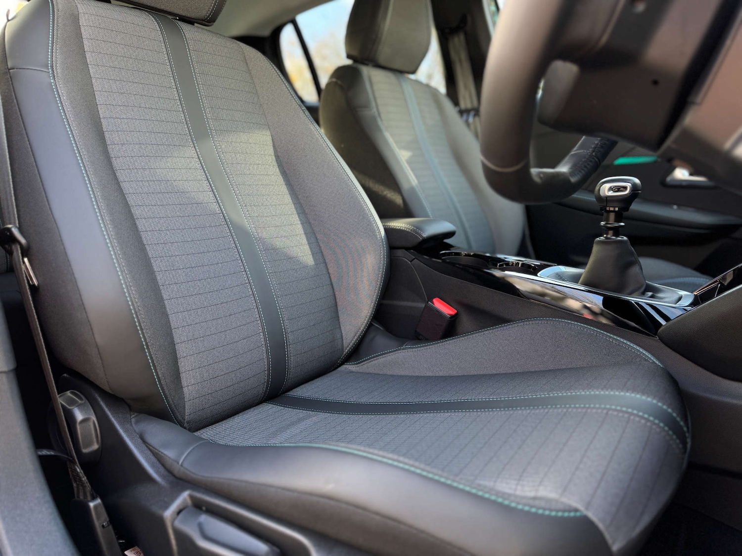 Used Peugeot 208 2023 for sale - 76536190: Photo 25