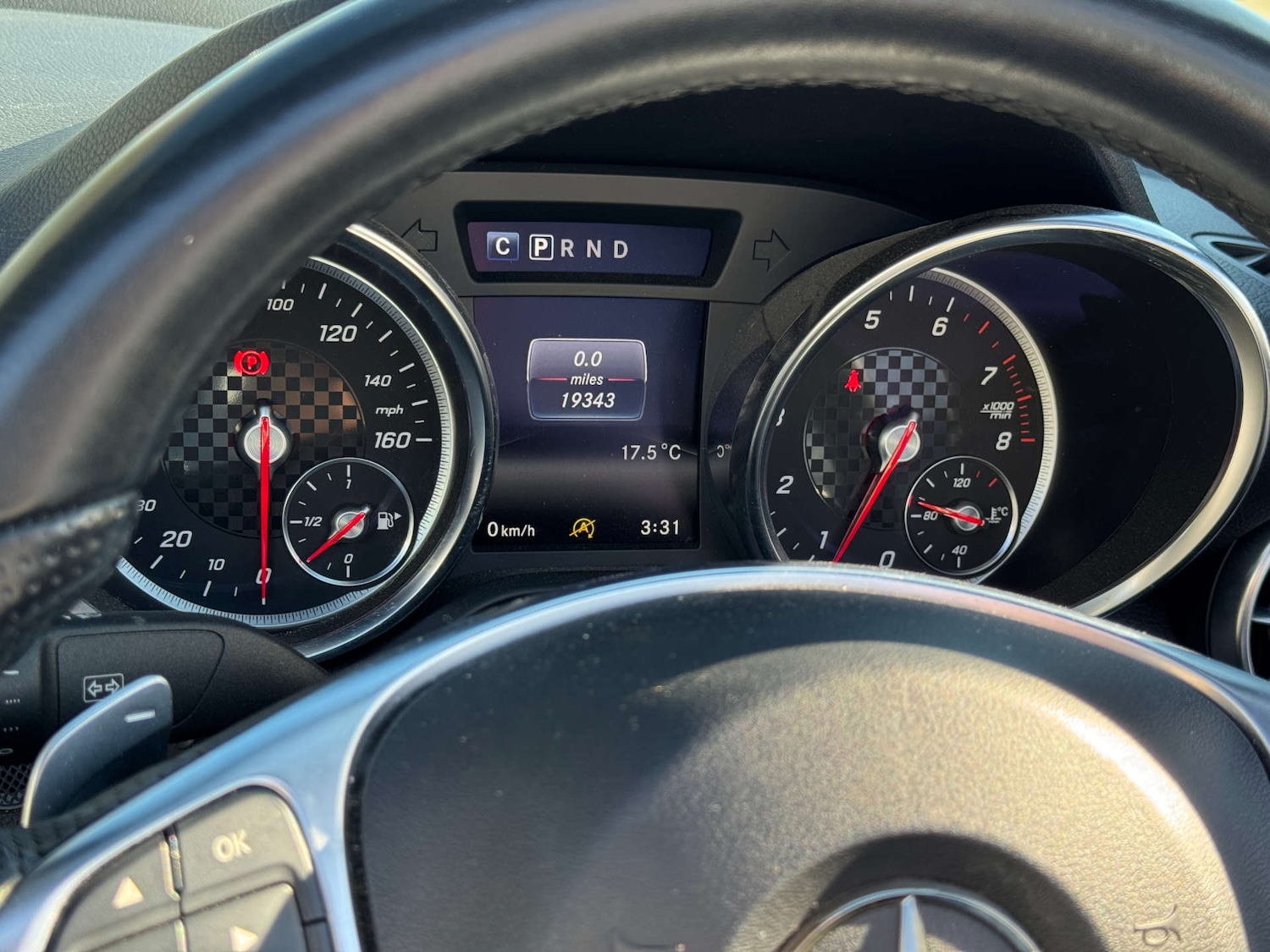 Used Mercedes-Benz SLC 2017 for sale - 77950384: Photo 8