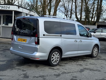 Used Ford Tourneo Connect 2023 for sale - 77900975: Photo