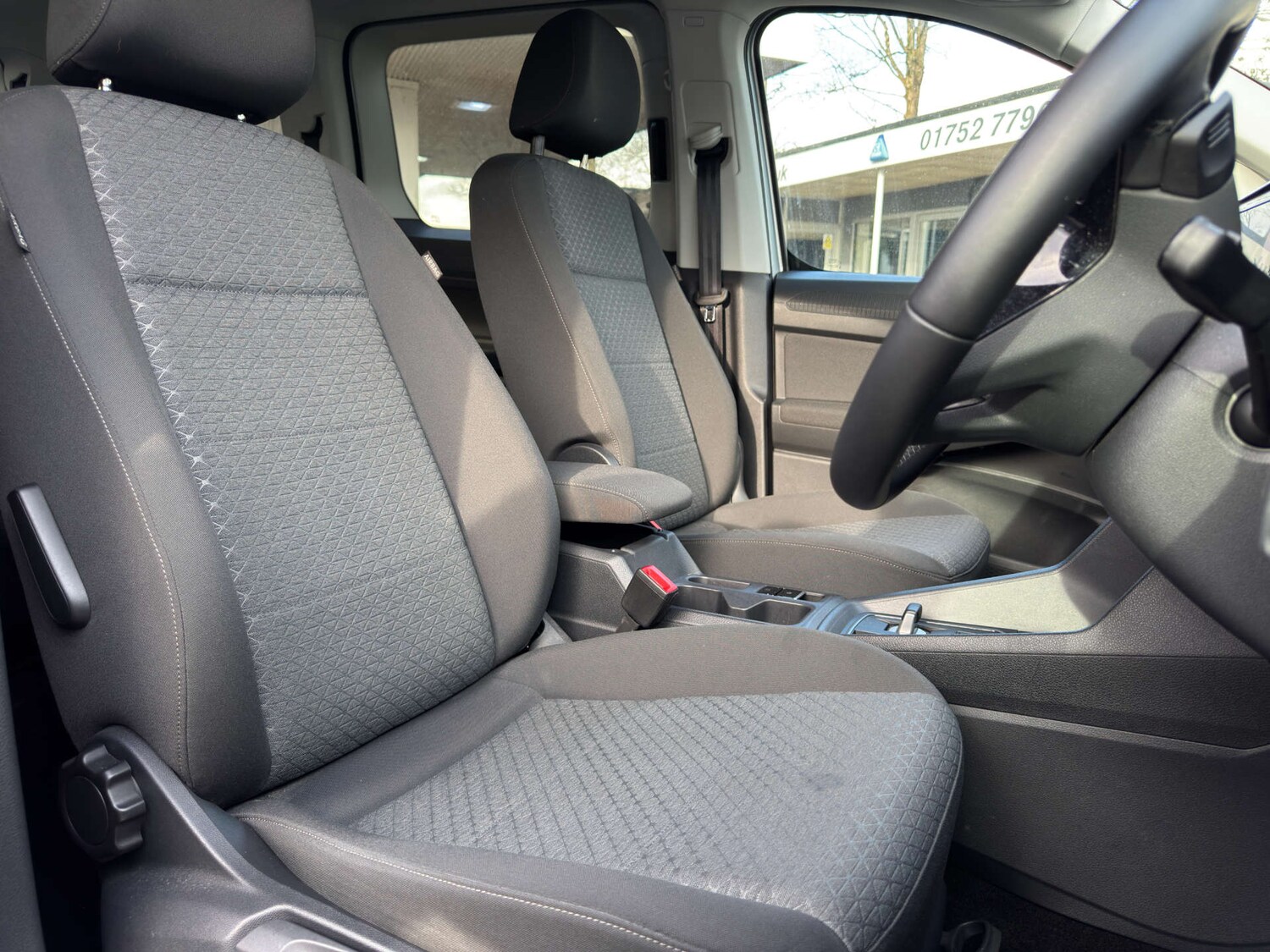 Used Ford Tourneo Connect 2023 for sale - 77900975: Photo 6