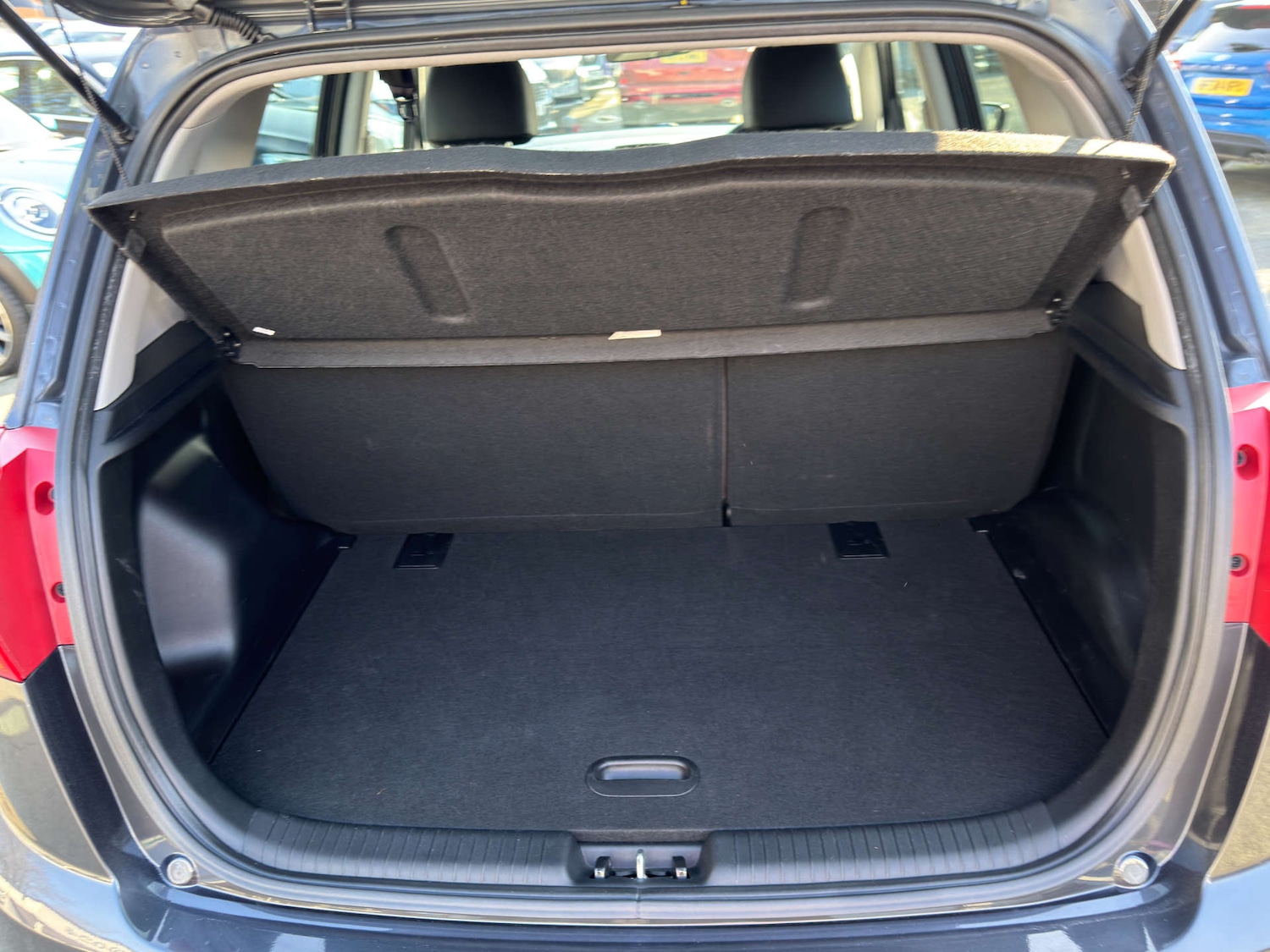 Used Kia Venga 2017 for sale - 77490185: Photo 17