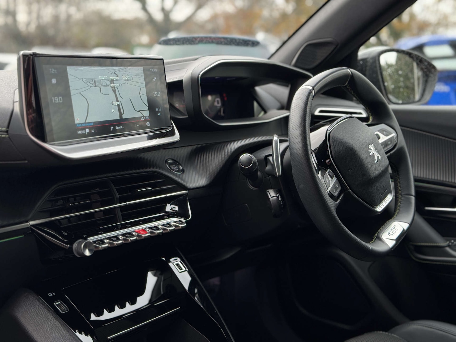 Used Peugeot 2008 2022 for sale - 77258073: Photo 2