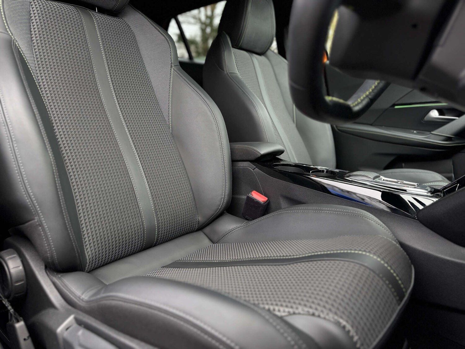 Used Peugeot 2008 2022 for sale - 77258073: Photo 25