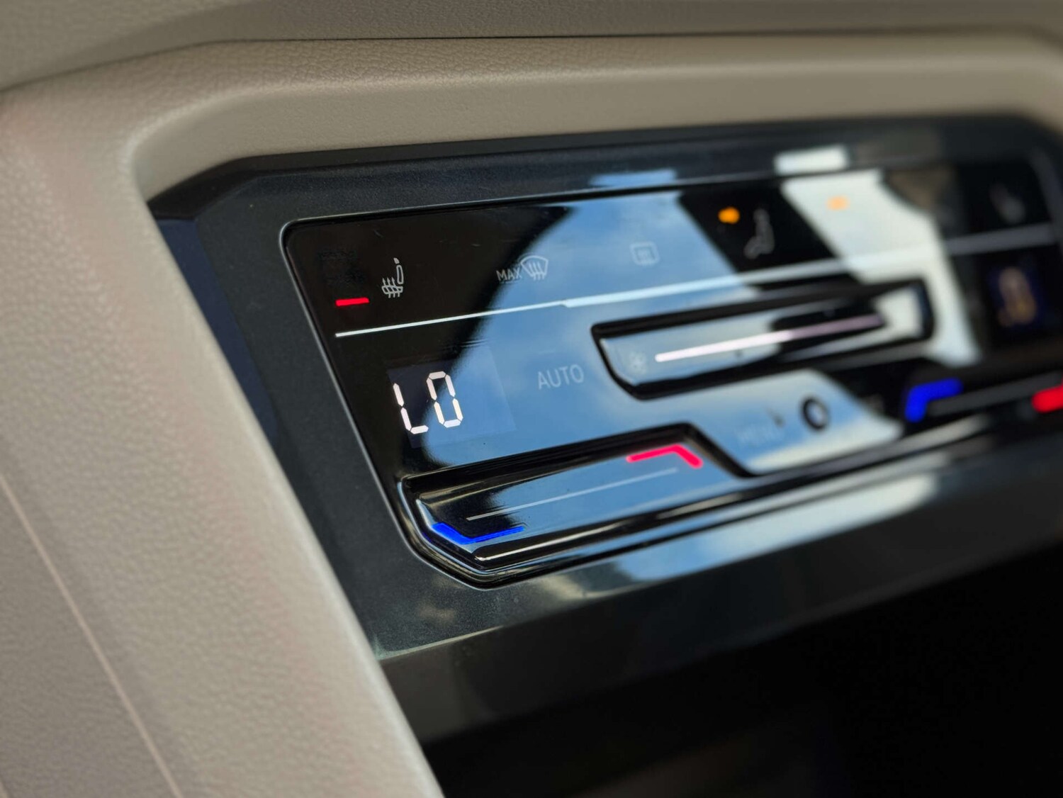 Used Volkswagen Tiguan 2023 for sale - 77259124: Photo 14