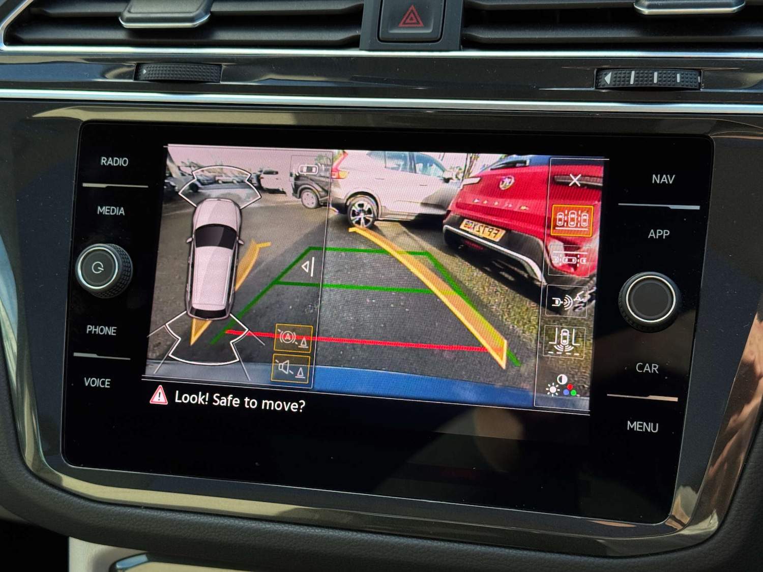 Used Volkswagen Tiguan 2023 for sale - 77259124: Photo 15