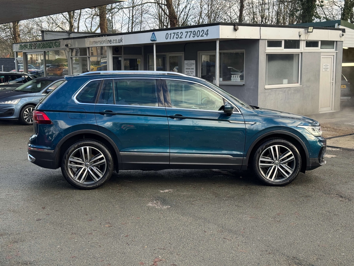 Used Volkswagen Tiguan 2023 for sale - 77259124: Photo 5