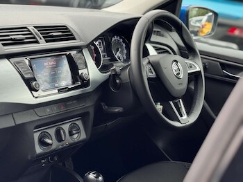 Used Skoda Fabia 2018 for sale - 75355761: Photo