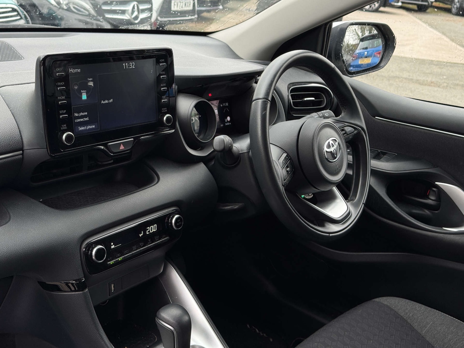 Used Toyota Yaris 2023 for sale - 77775400: Photo 2