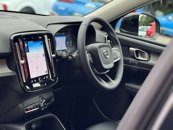 Used Volvo XC40 2022 for sale - 75044056: Photo