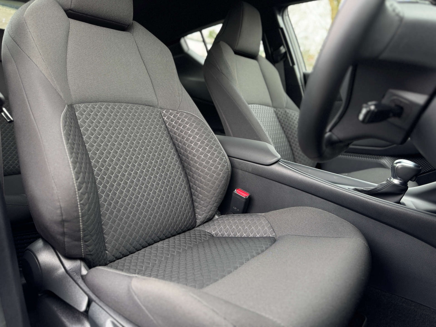 Used Toyota C-HR 2022 for sale - 77452433: Photo 25