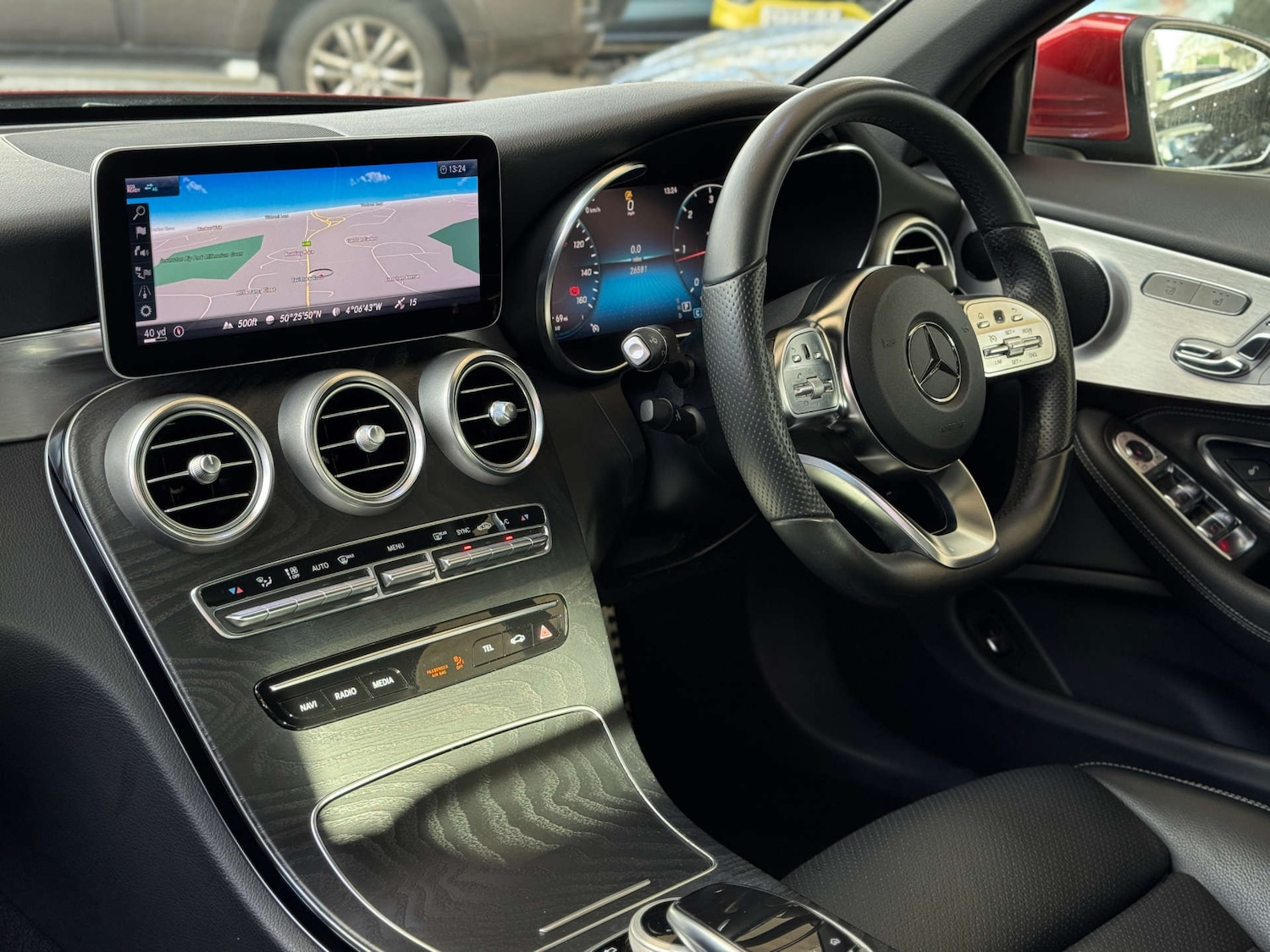 Used Mercedes-Benz C Class 2019 for sale - 77139226: Photo 2