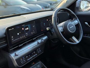 Used Hyundai KONA 2024 for sale - 77022330: Photo