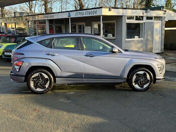 Used Hyundai KONA 2024 for sale - 77022330: Photo