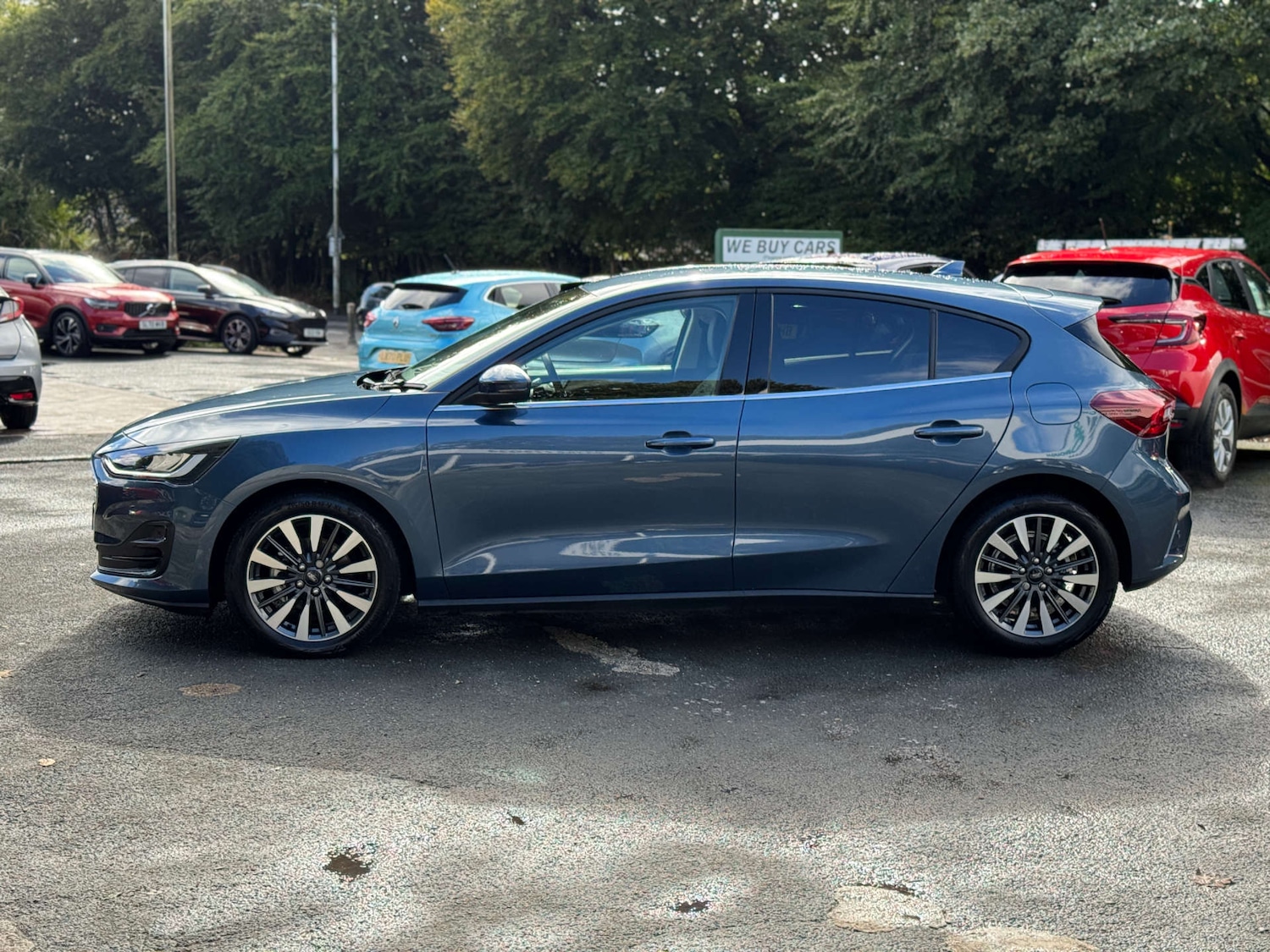 Used Ford Focus 2023 for sale - 76600653: Photo 4