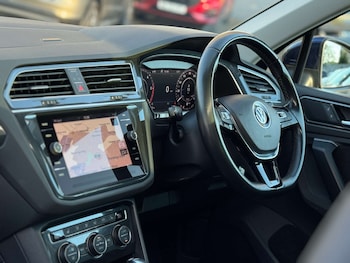 Used Volkswagen Tiguan 2018 for sale - 76603738: Photo